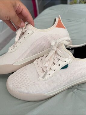Vessi Sneakers